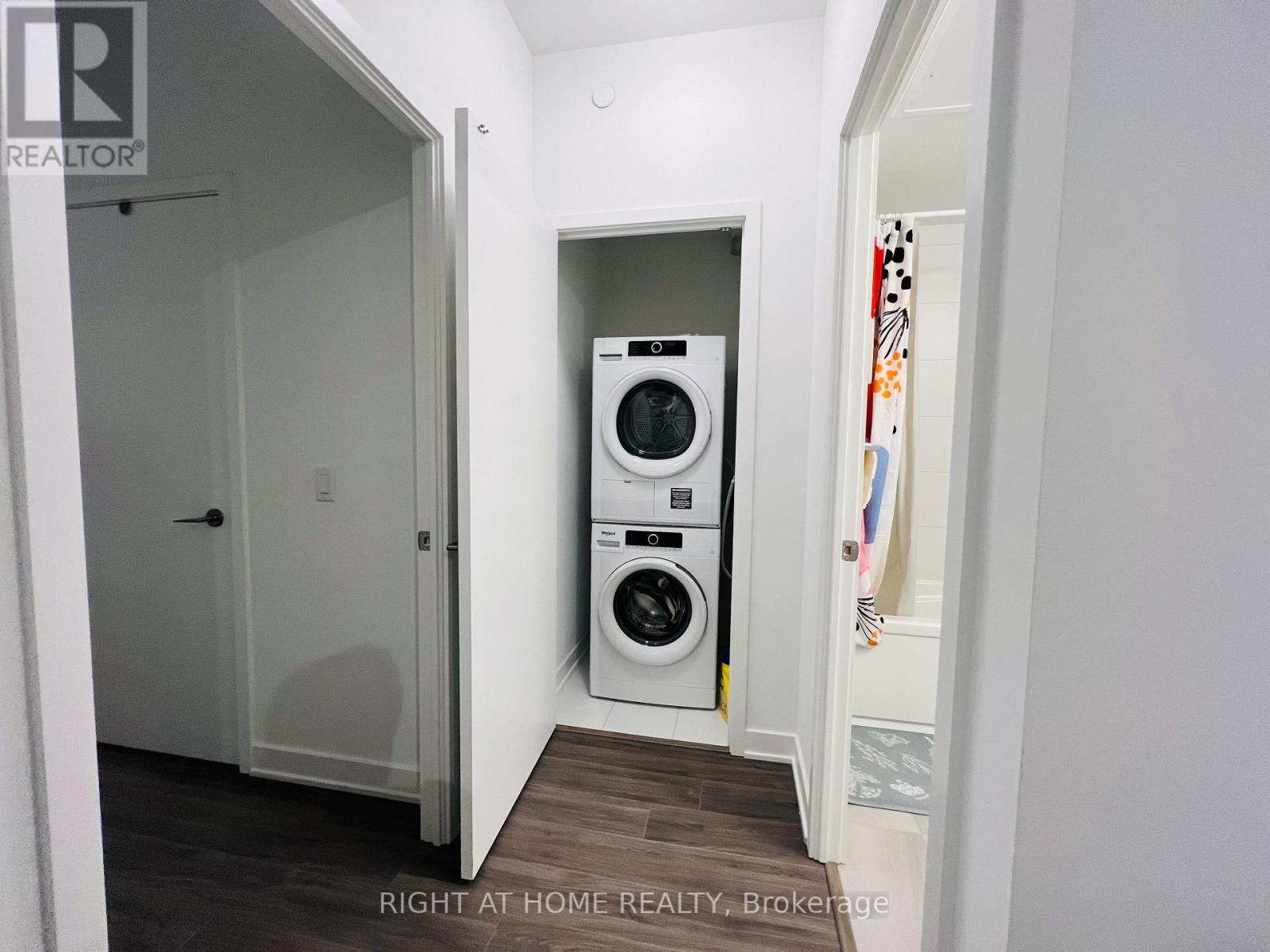#315 -681 YONGE ST, #315