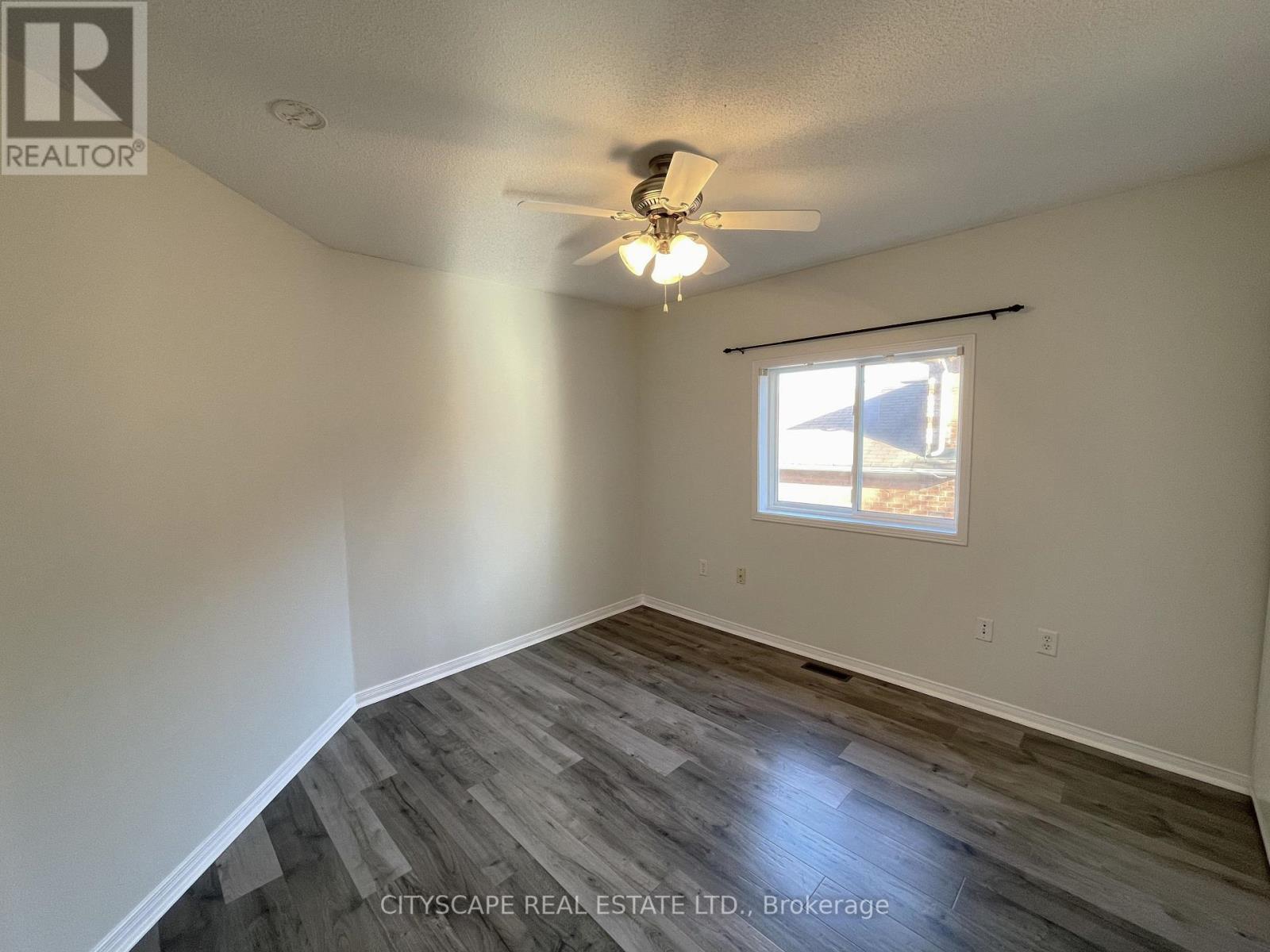 96 SANDRINGHAM DR