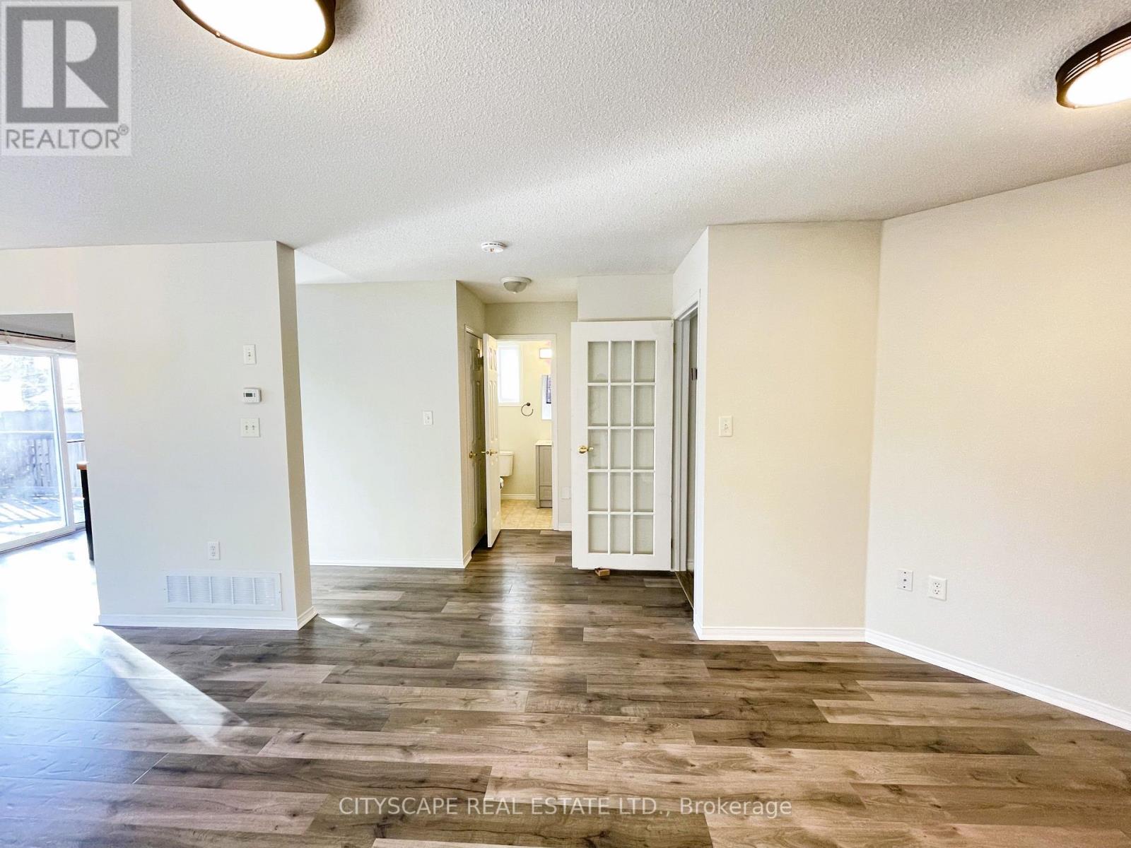 96 SANDRINGHAM DR