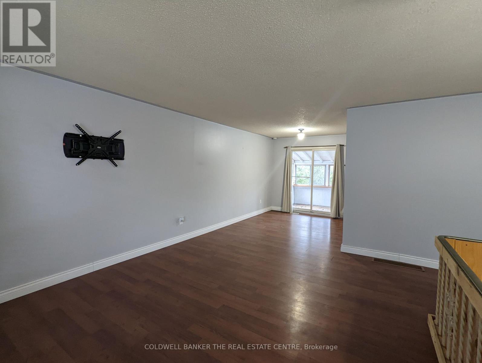 14 ELEANOR RD