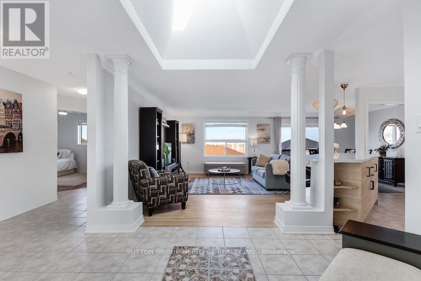 27 BROOKFIELD CRES