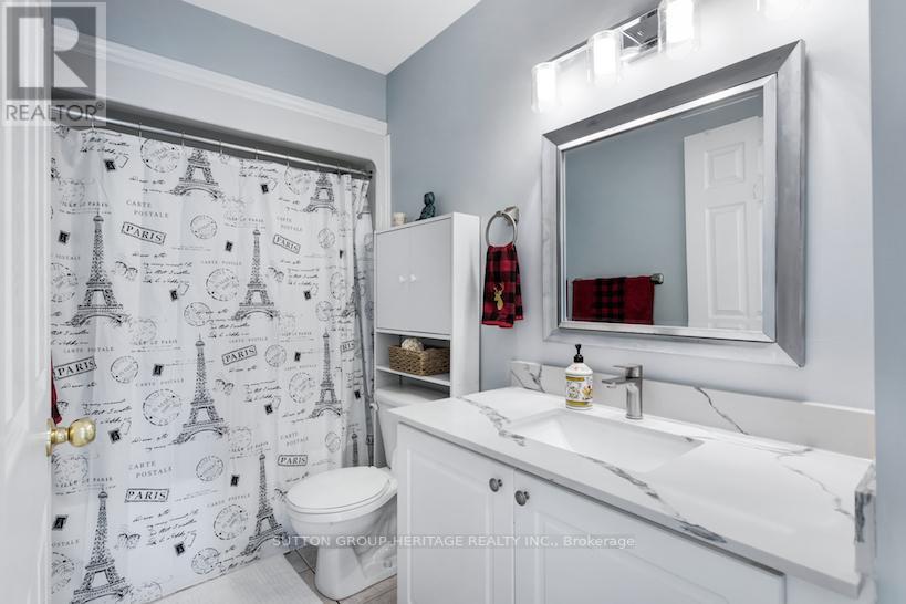 27 BROOKFIELD CRES