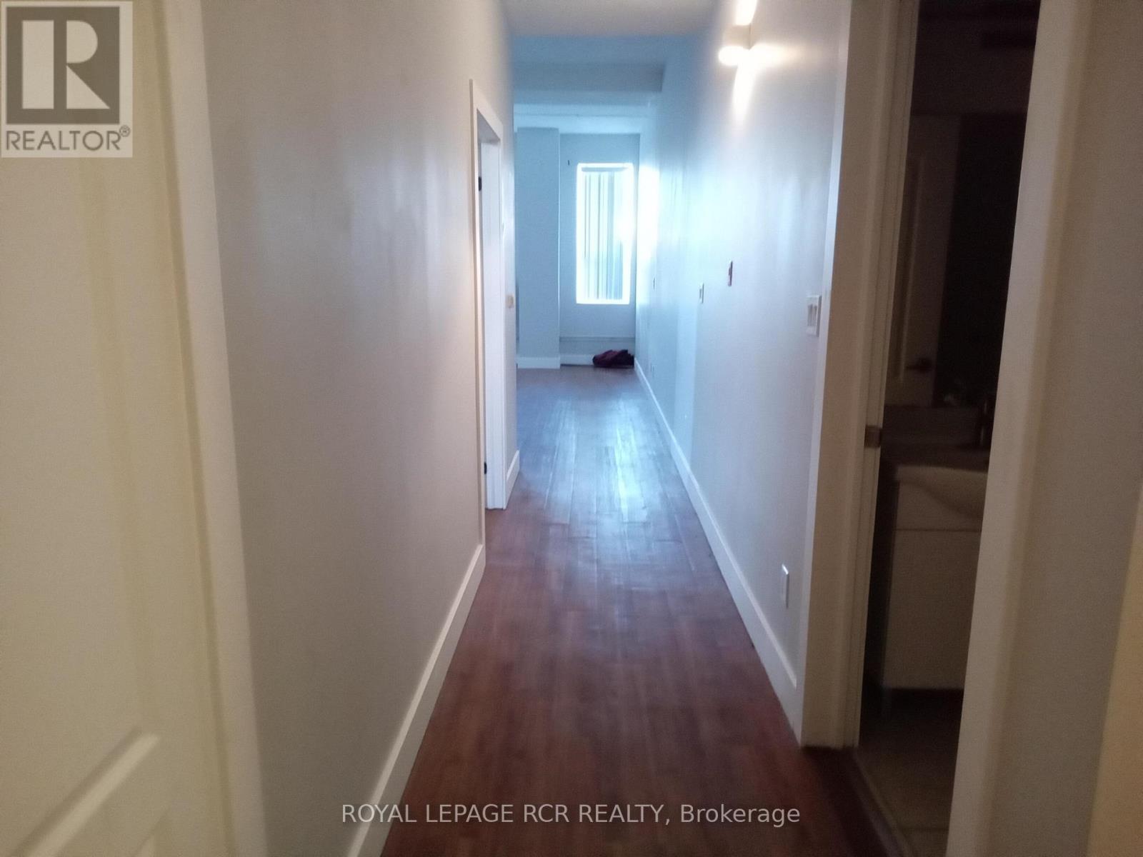 #203 -19 DUNLOP ST, #203