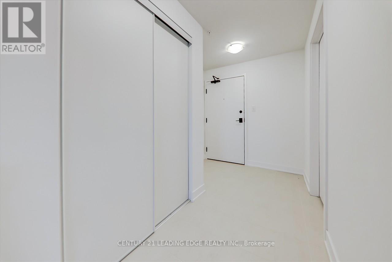 #401 -1 CHEF LANE, #401