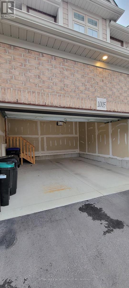1005 WRIGHT DR