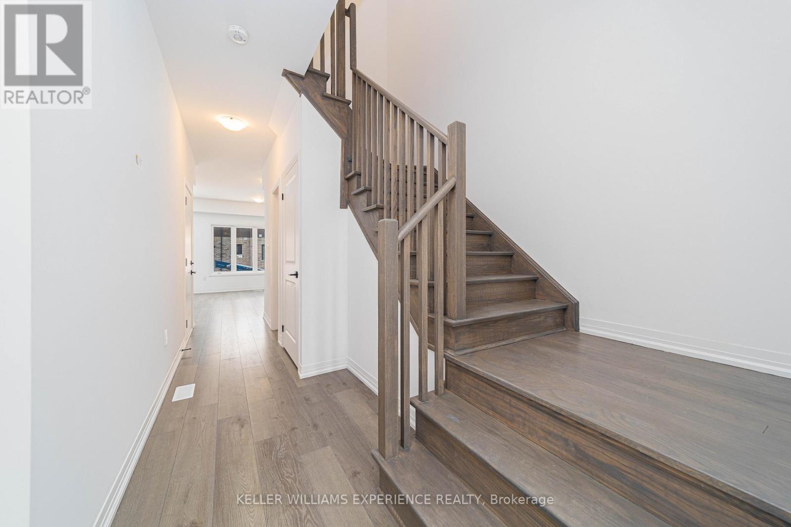 147 TURNBERRY LANE