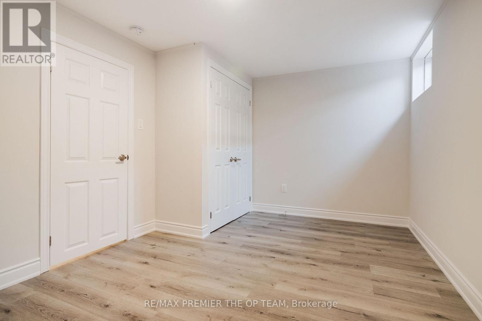 250 DUNSMORE LANE