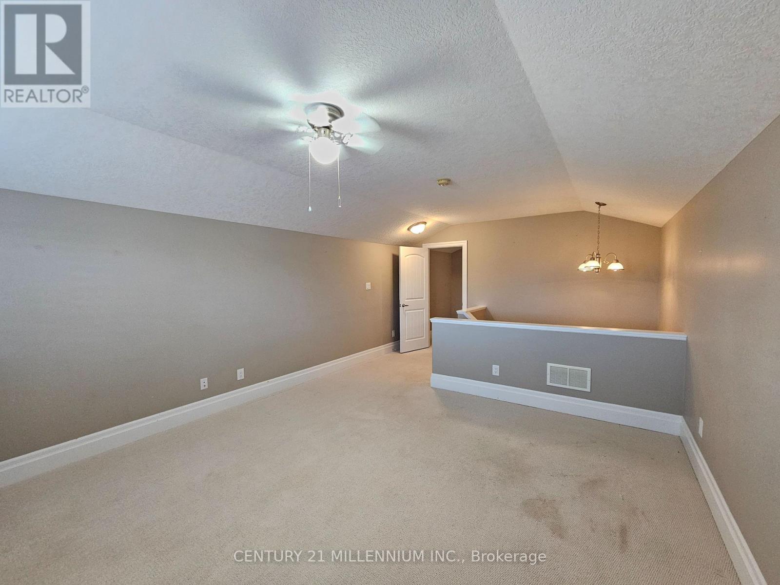 26 GARDEN GROVE CRES
