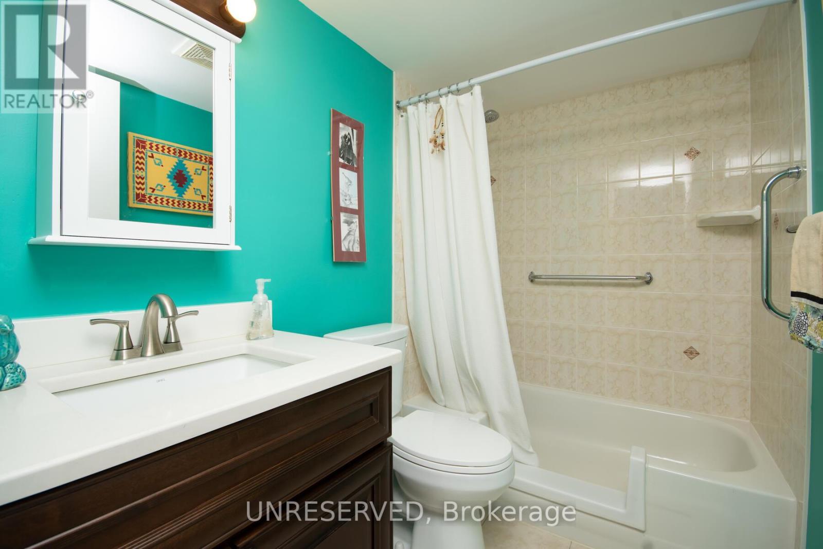 #201 -40 MULLIGAN LANE, #201