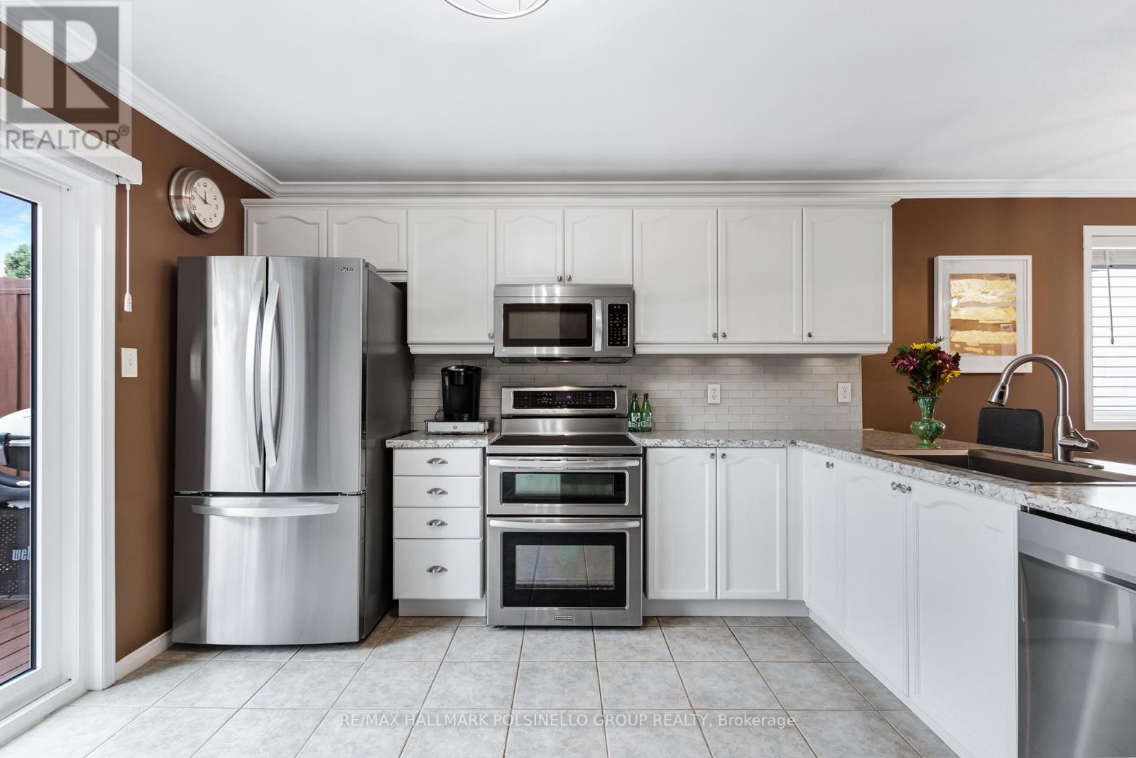 21 DUNSMORE LANE