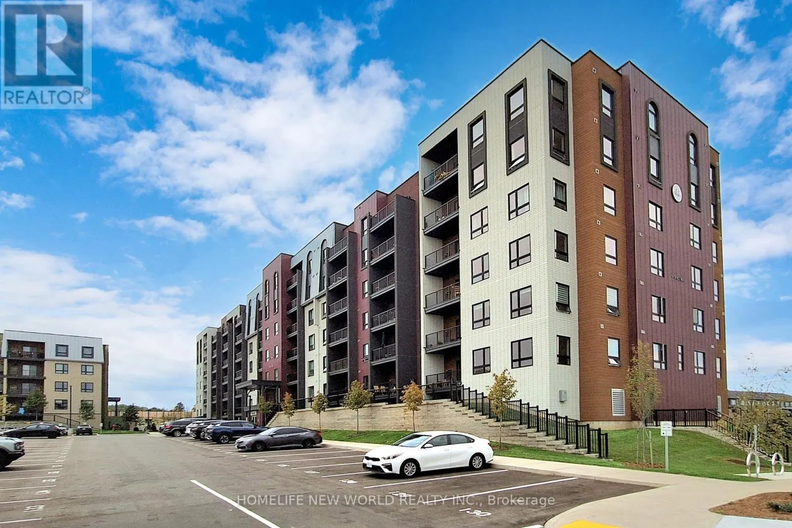 512 - 4 SPICE WAY