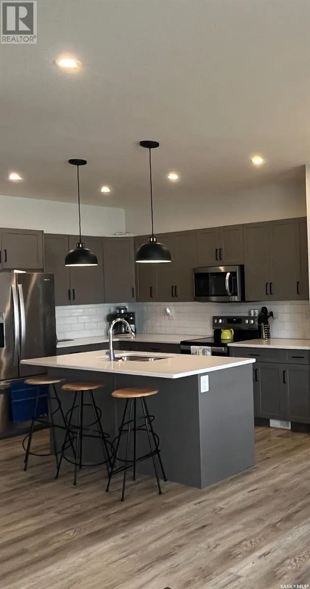 215 Skopik CRESCENT
