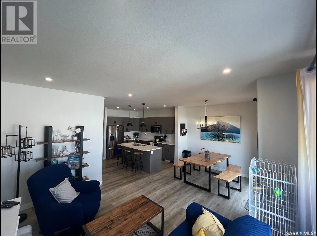 215 Skopik CRESCENT
