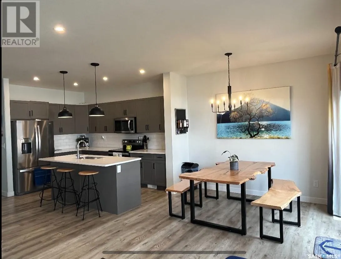 215 Skopik CRESCENT