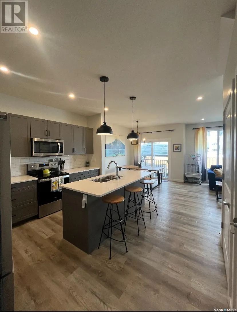 215 Skopik CRESCENT