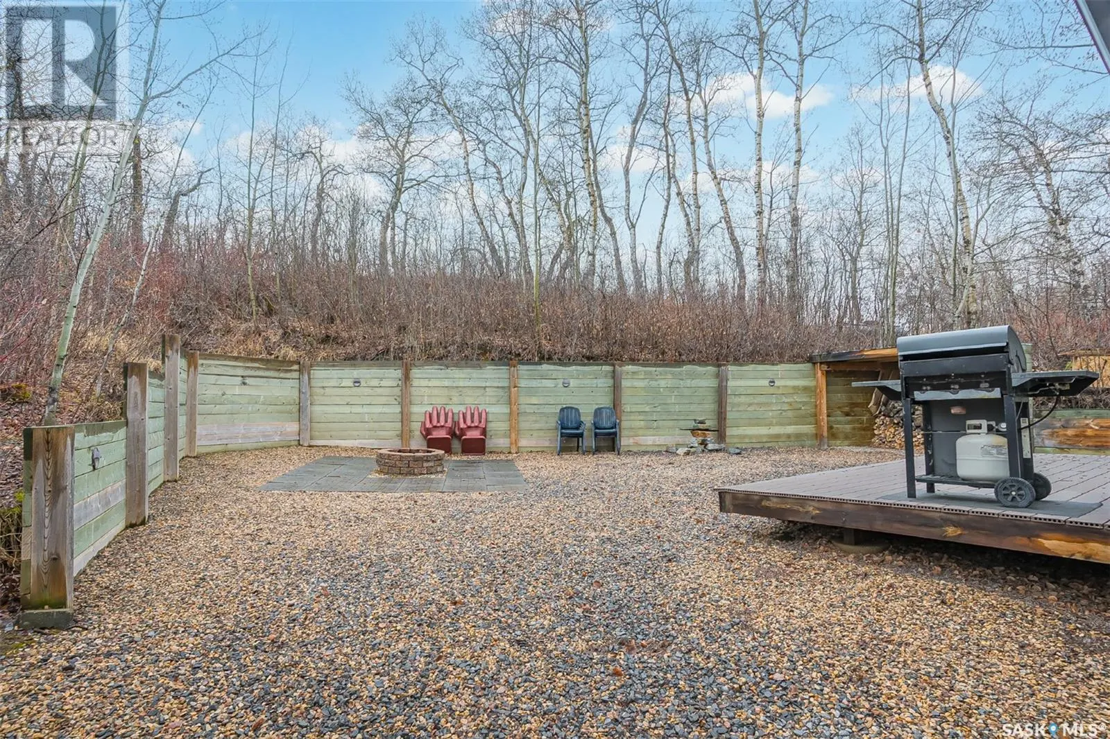 6 Joanette DRIVE