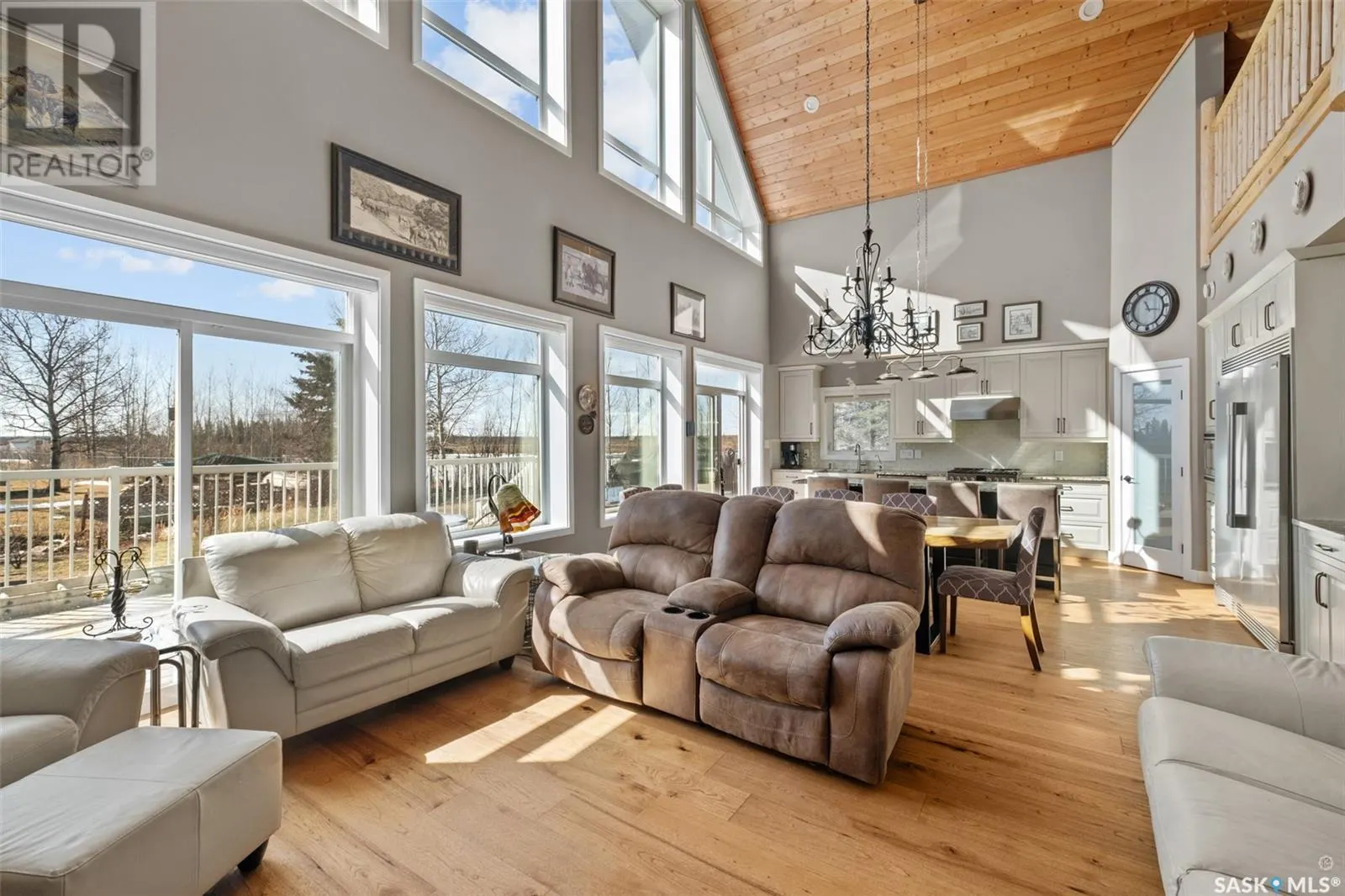 3 Wayne PLACE