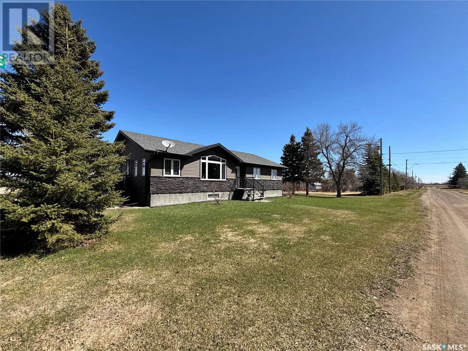 802 Chickney AVENUE