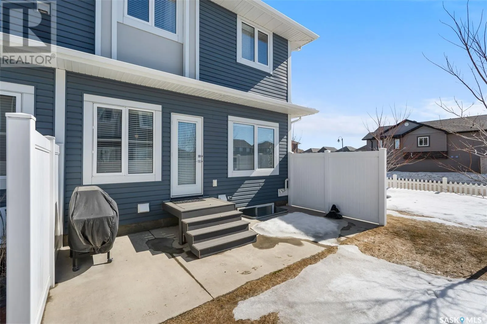 54 115 Veltkamp CRESCENT