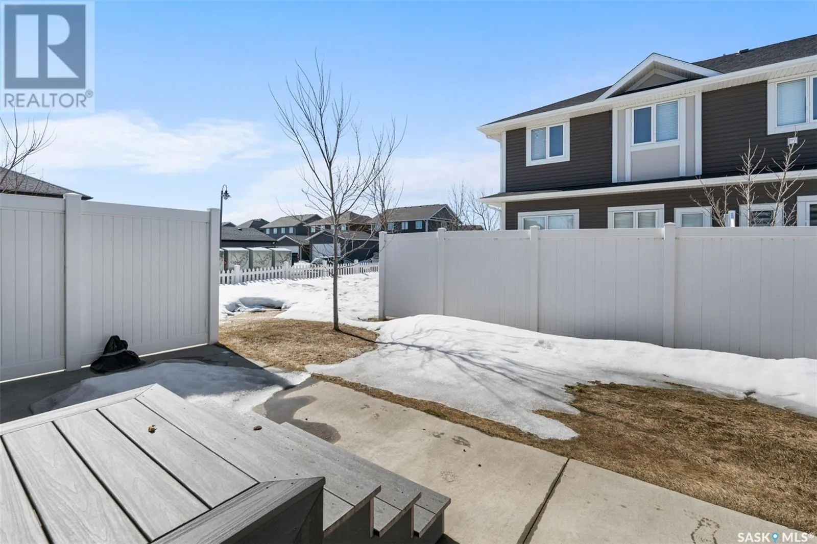 54 115 Veltkamp CRESCENT