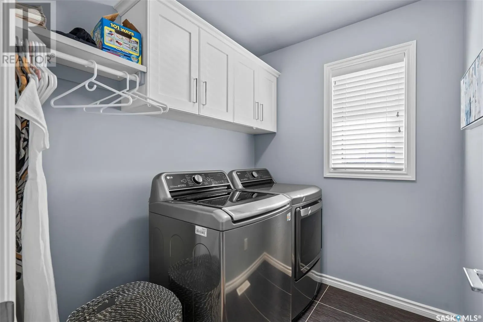 54 115 Veltkamp CRESCENT