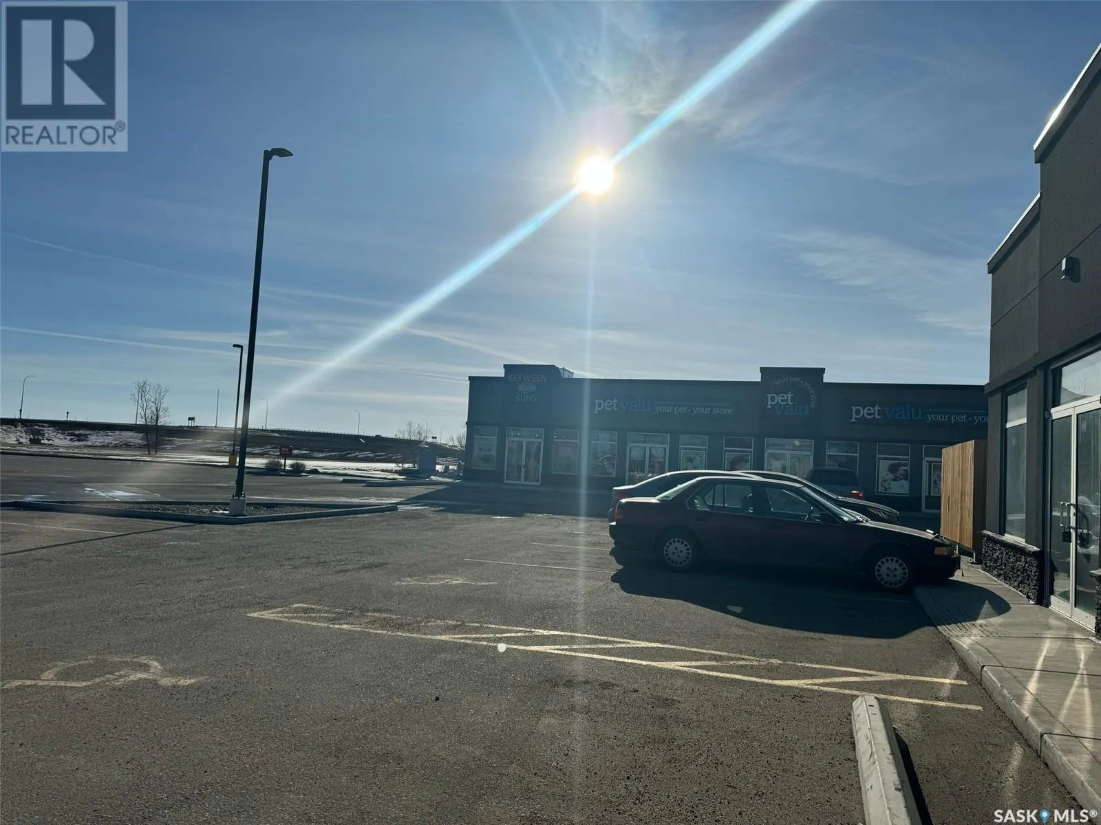 1 40 Centennial DRIVE N