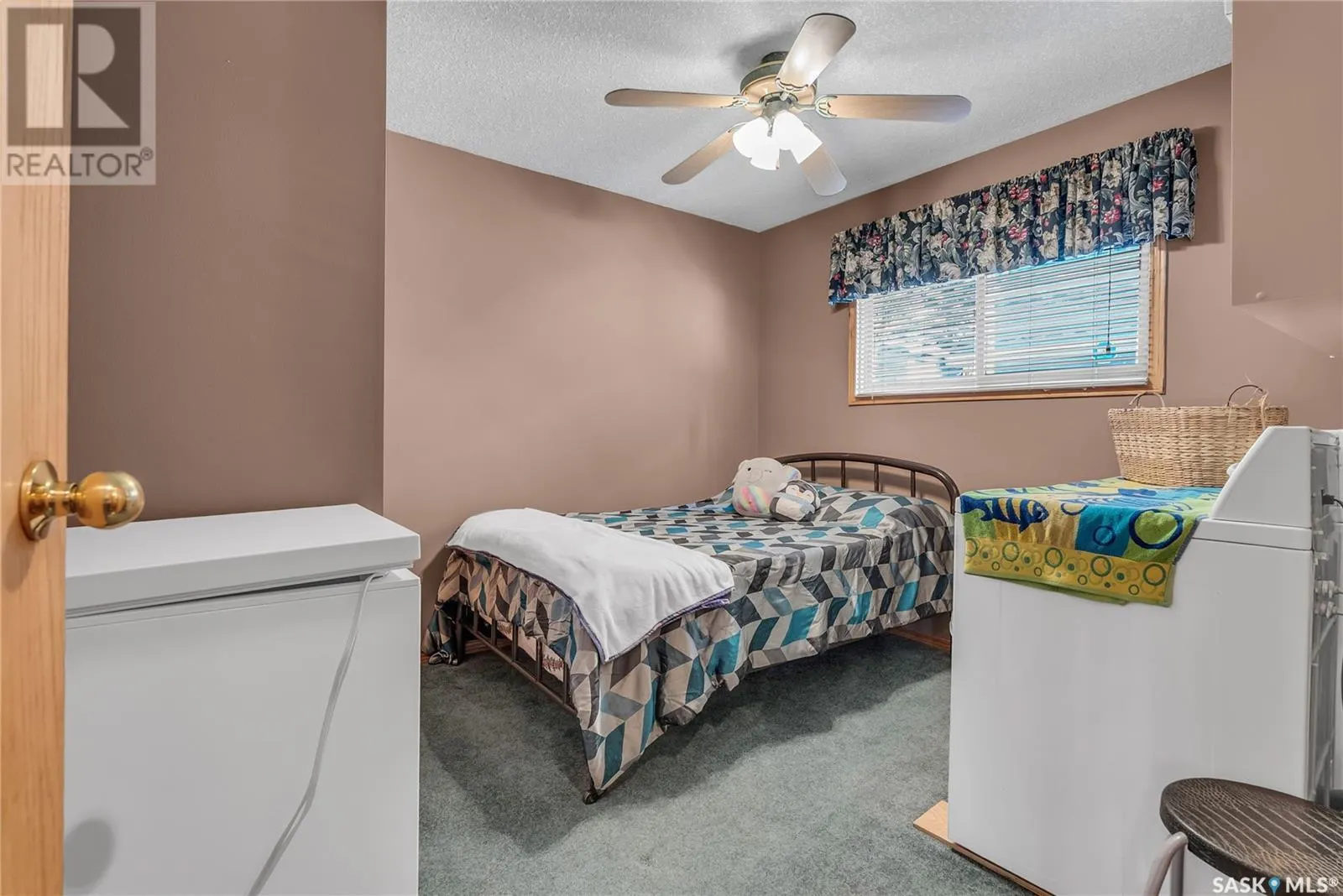 407 Sunridge PLACE