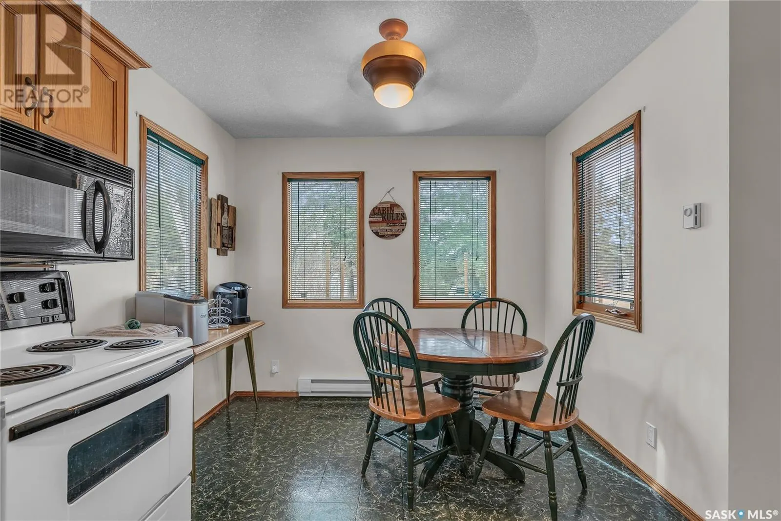 407 Sunridge PLACE
