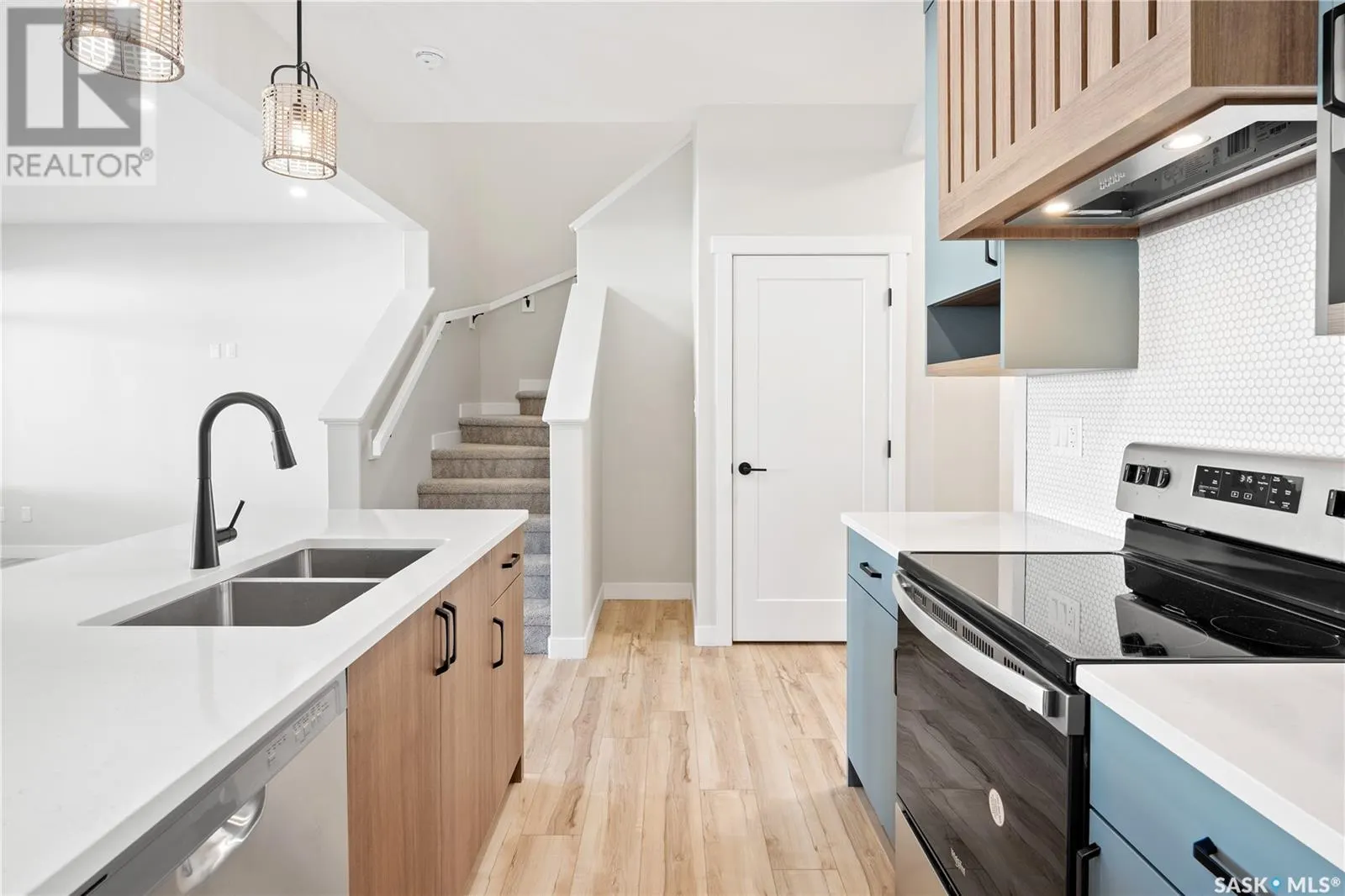 415 Nazarali MANOR