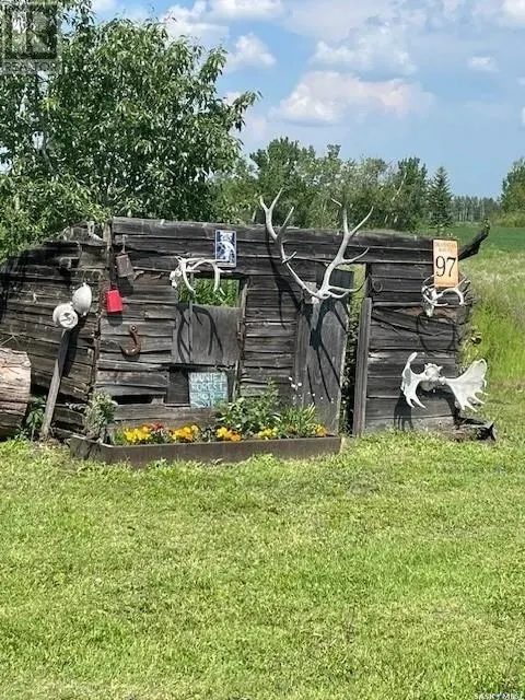 370 River Road Way