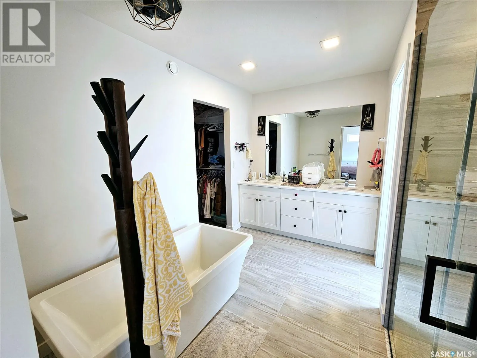411 Dagnone TERRACE