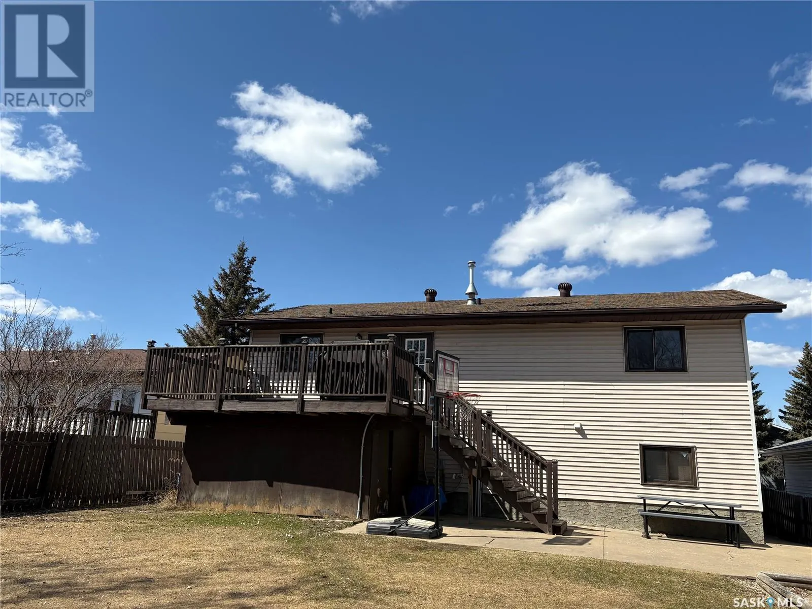 1673 Olive Diefenbaker DRIVE