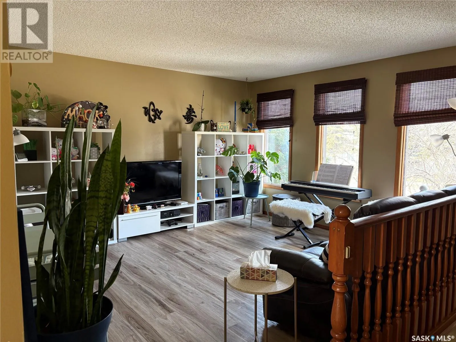 1673 Olive Diefenbaker DRIVE