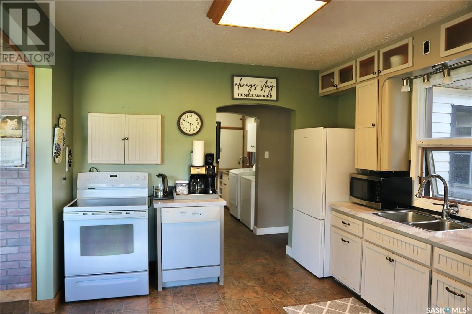 NORTH HOLBEIN ACREAGE