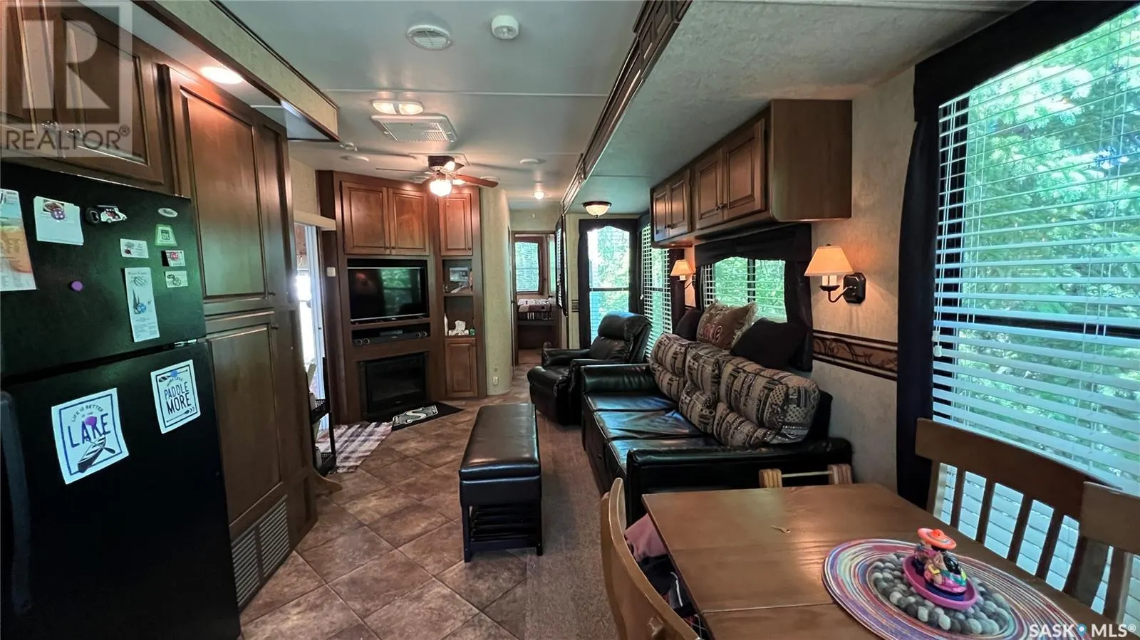 29 Poplar Beach RV RESORT Wakaw Lake