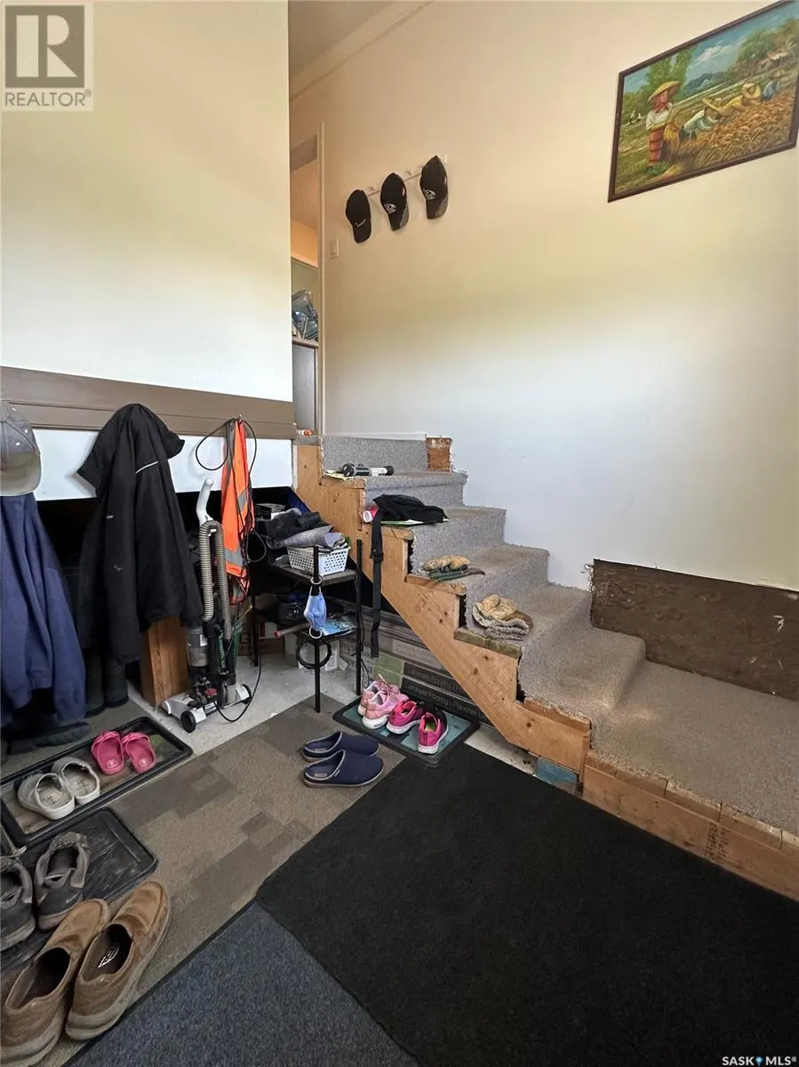 Sander Acreage
