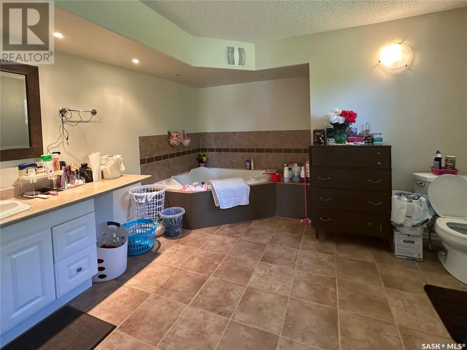 Sander Acreage