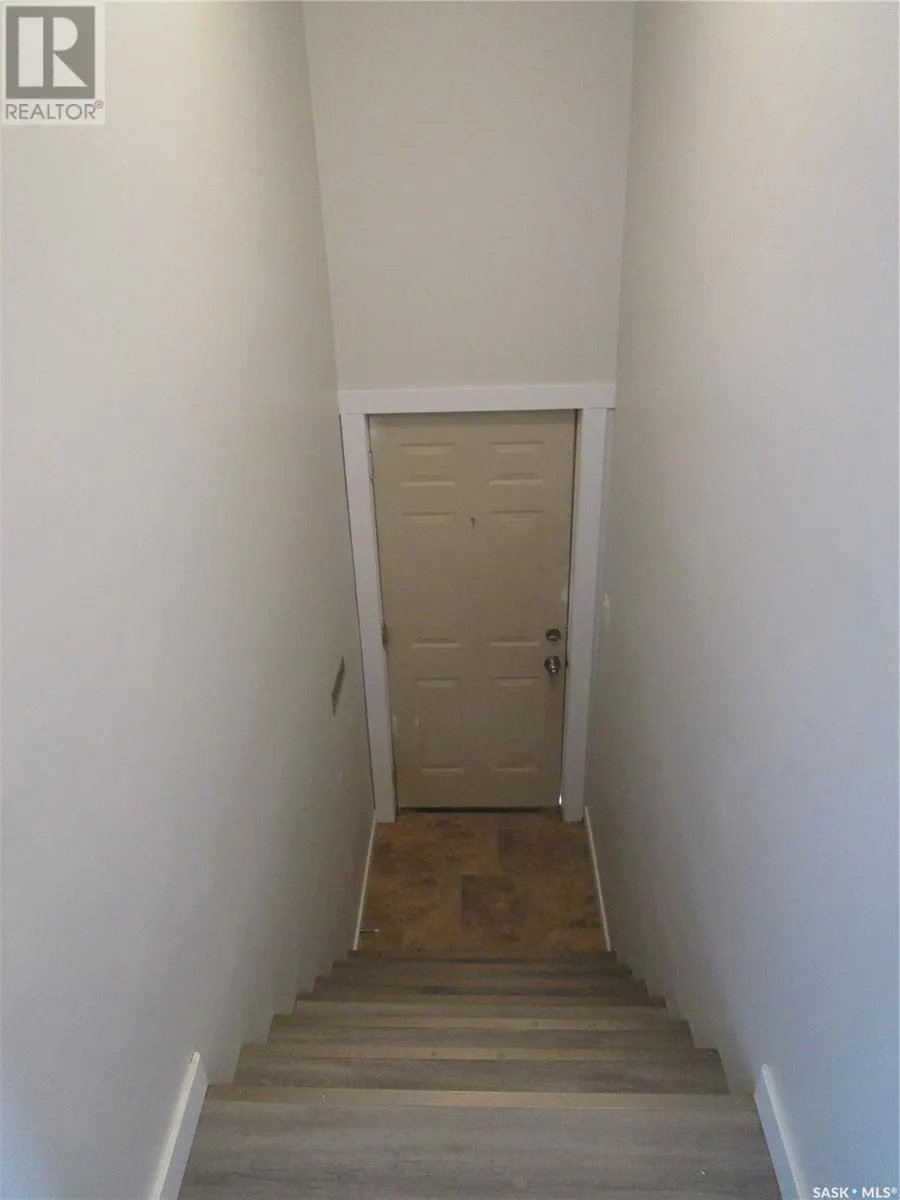 916 Rae STREET