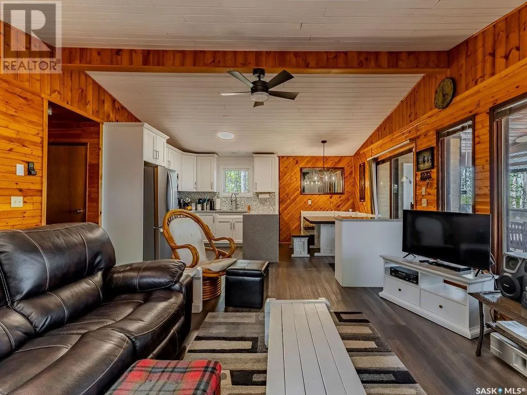 3631 Schitka Beach Dr