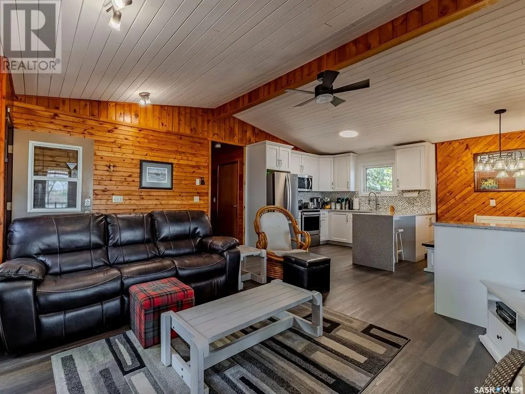 3631 Schitka Beach Dr