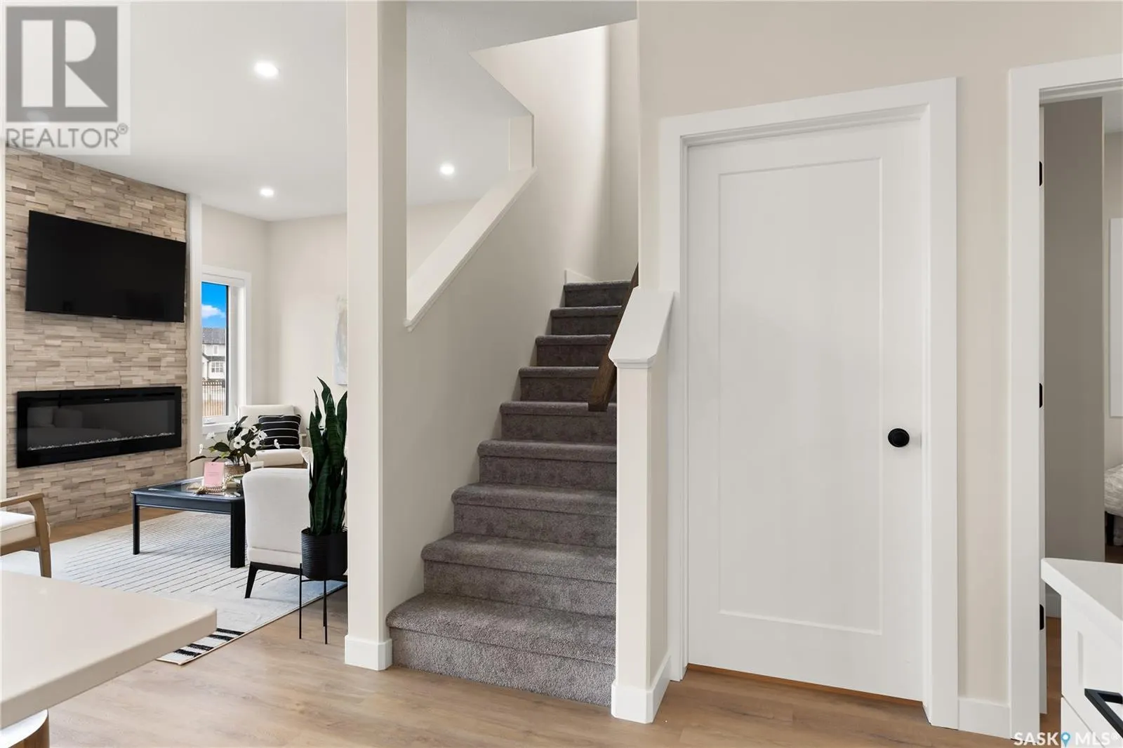 951 Traeger MANOR