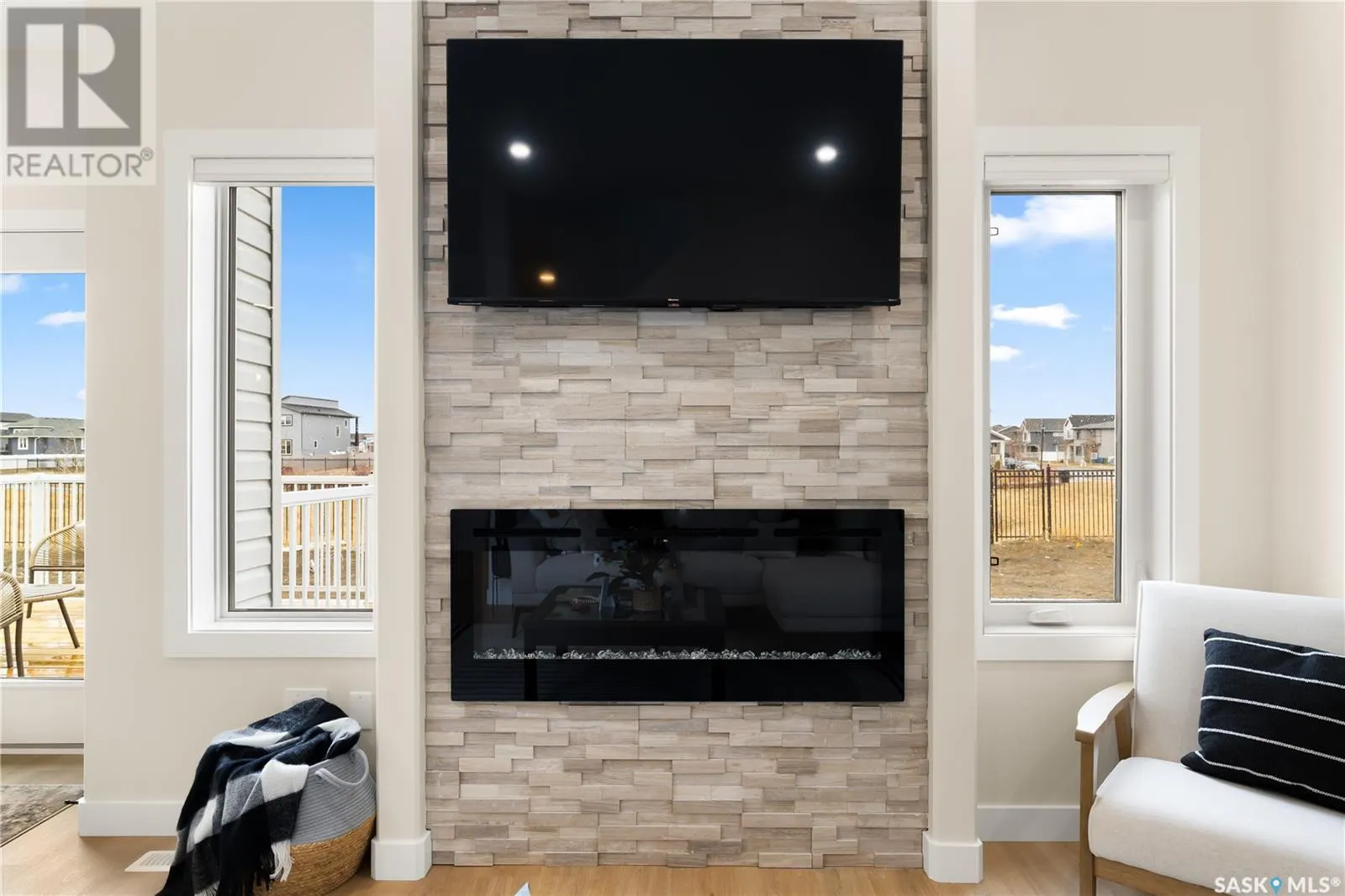951 Traeger MANOR