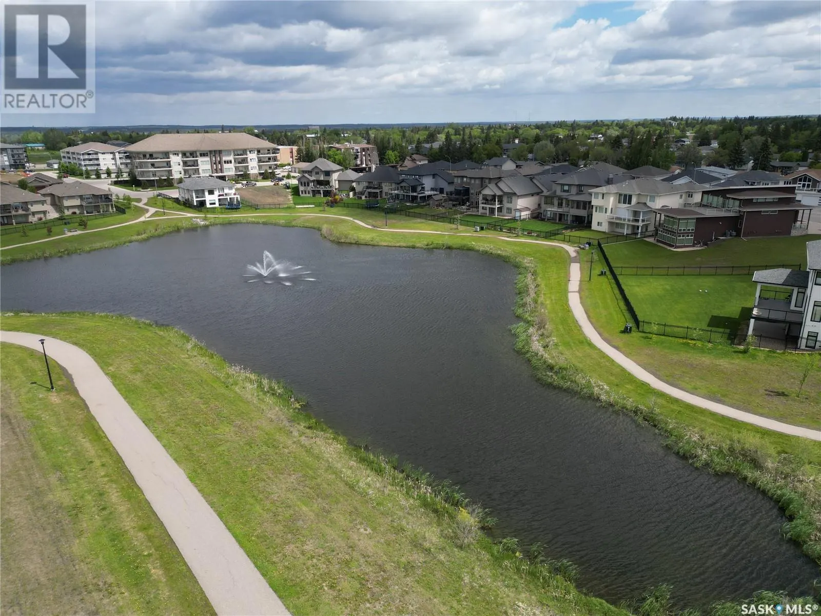 3090 Lakeview DRIVE