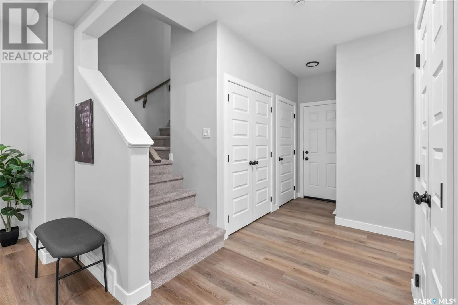 943 Traeger MANOR
