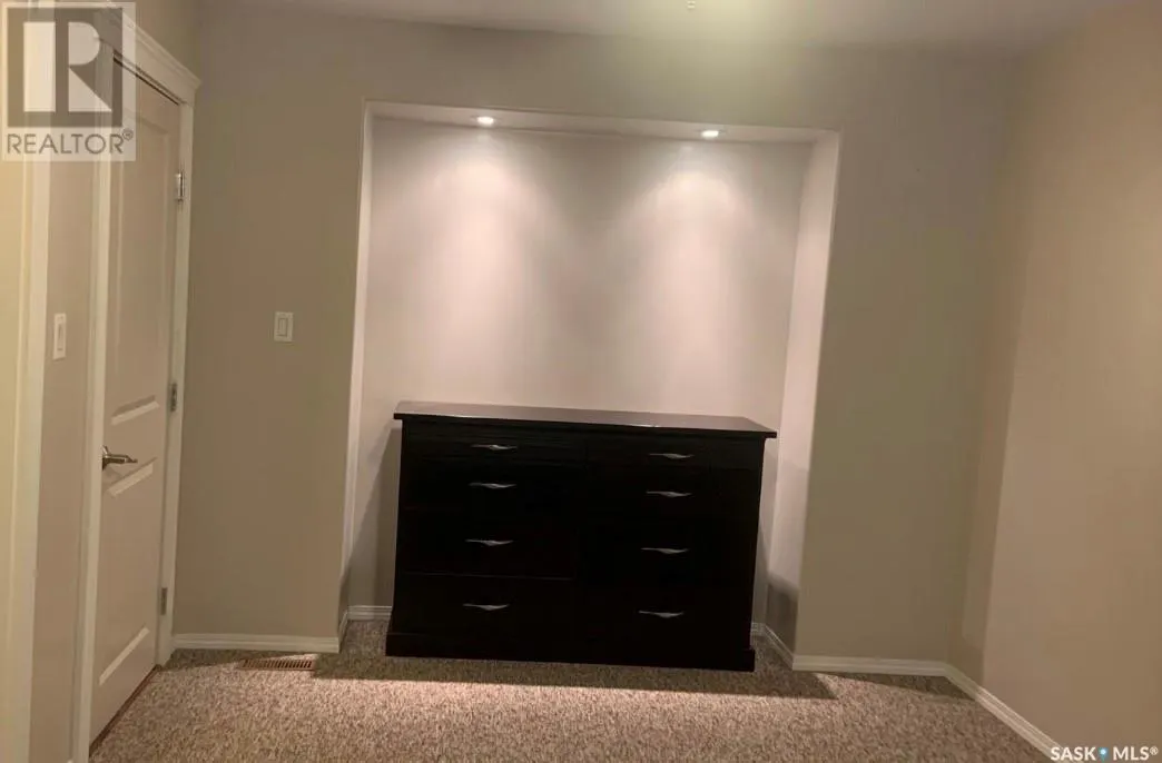 502 Southshore DRIVE