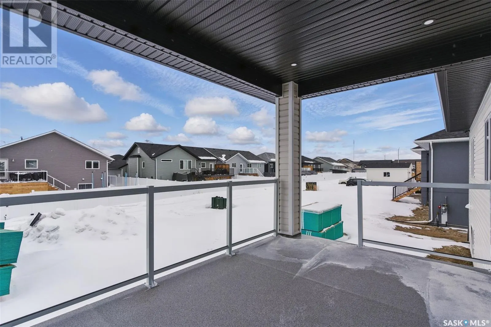 602 Weir CRESCENT