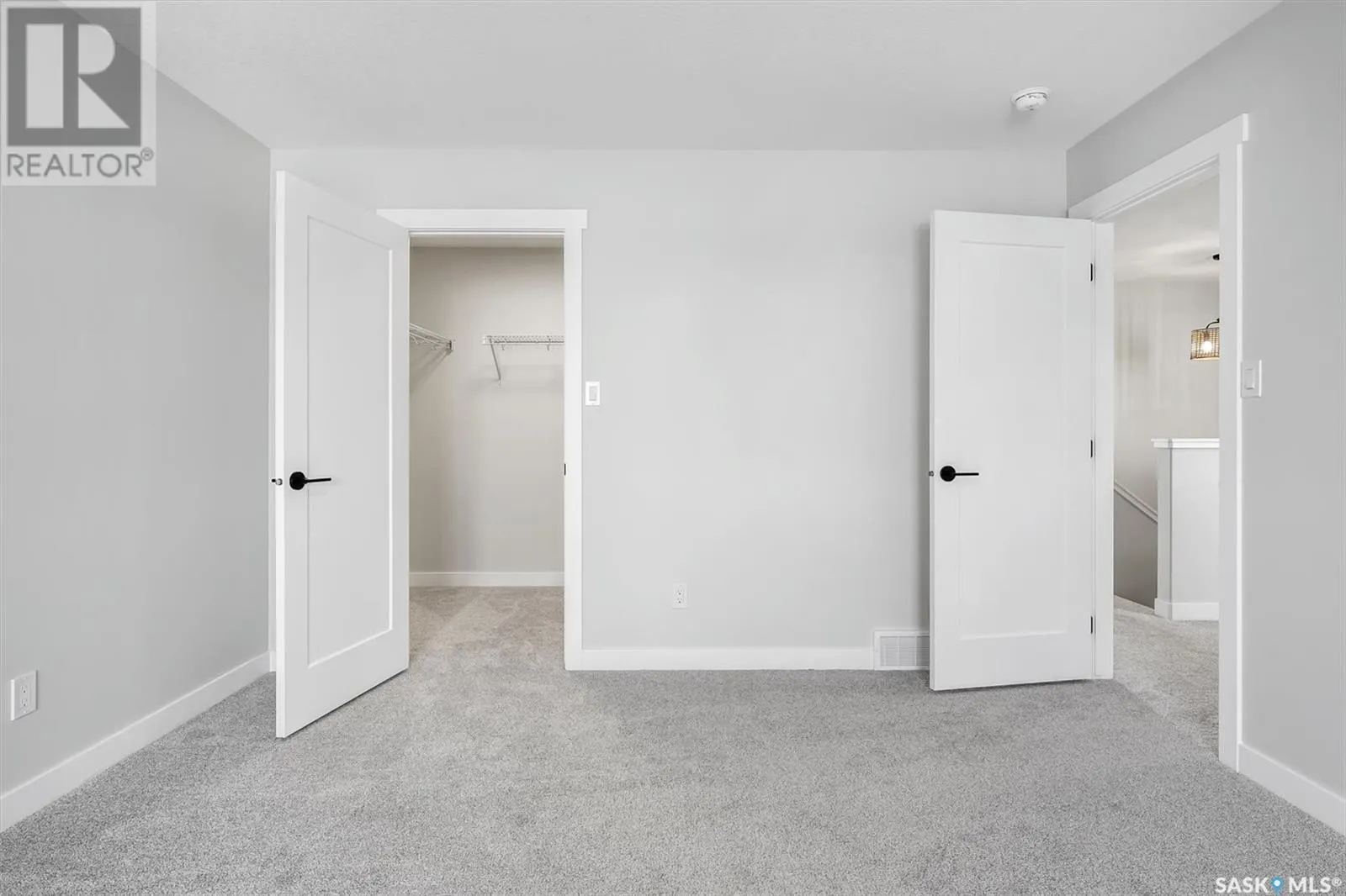 313 Veterans DRIVE