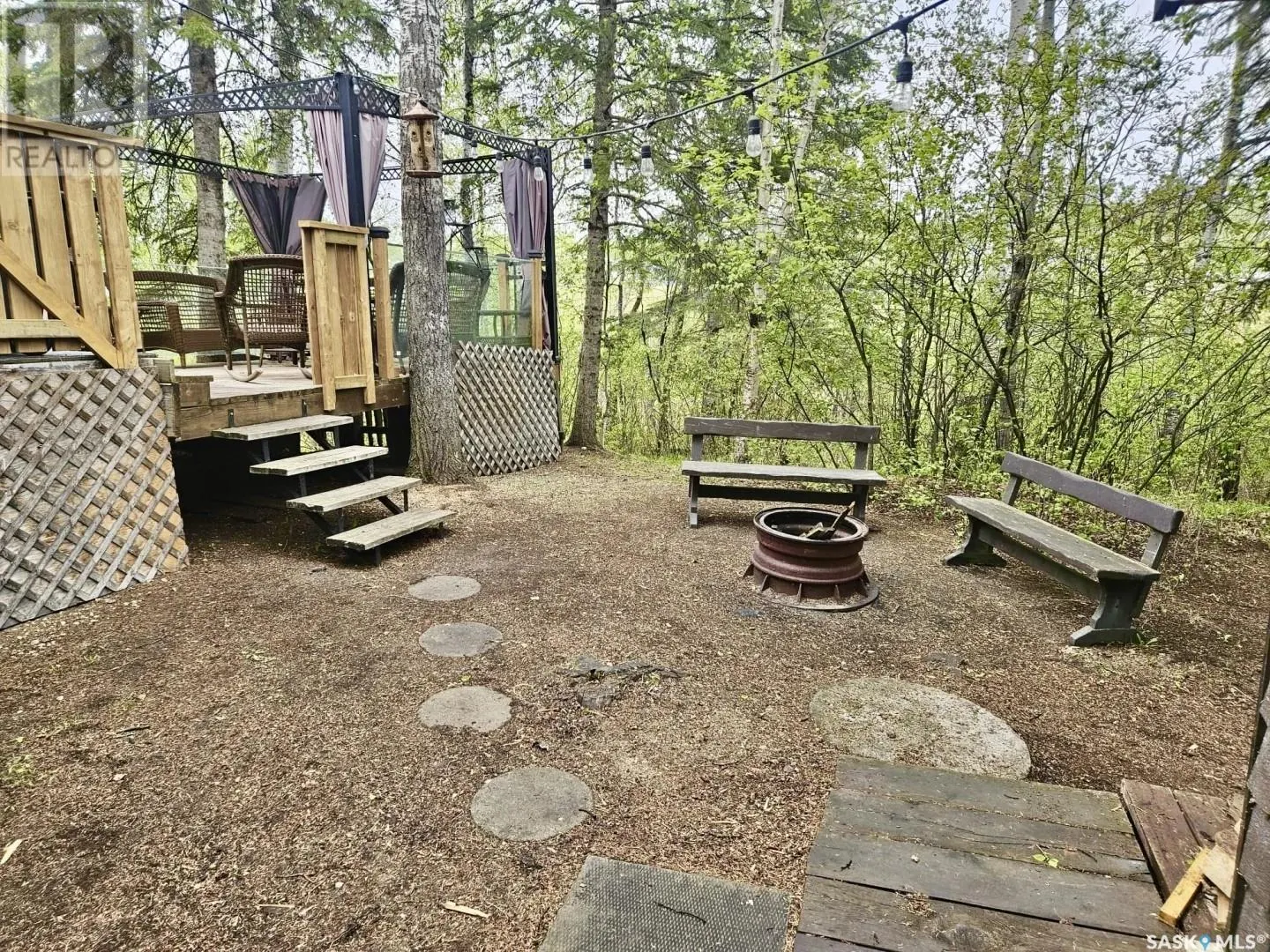 1 Lakeshore PLACE
