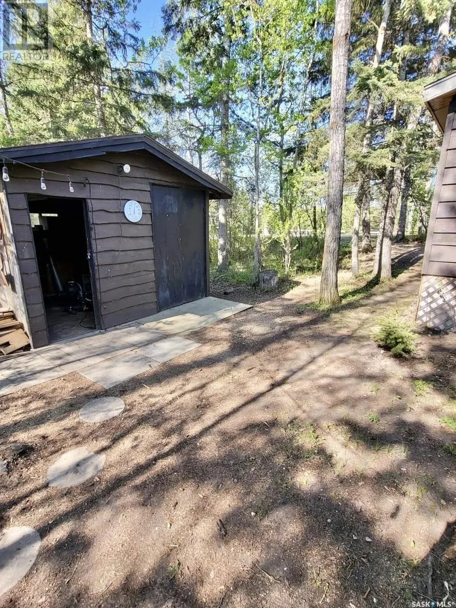 1 Lakeshore PLACE
