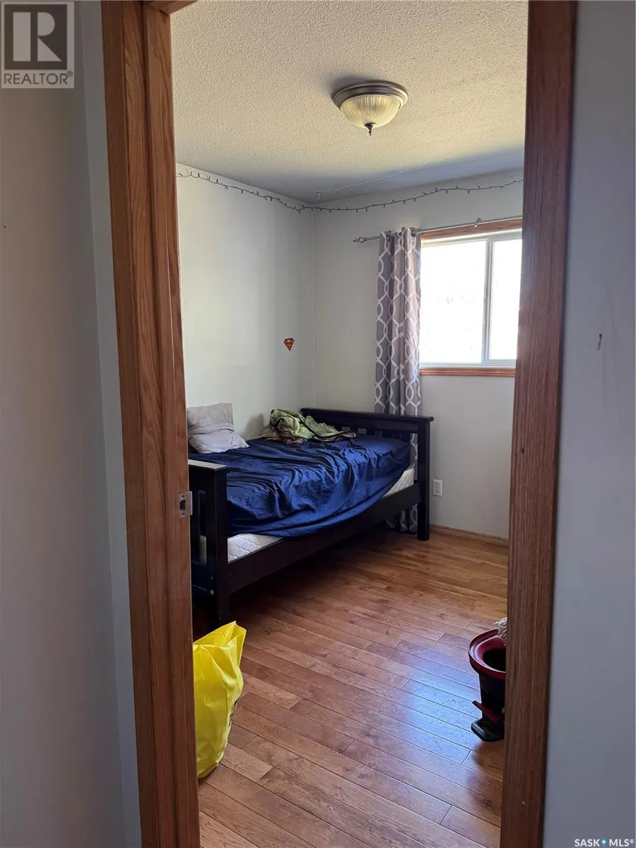 452 Adams CRESCENT